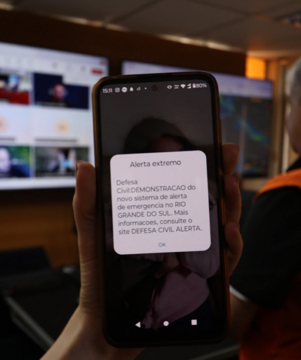 Defesa Civil do Rio Grande do Sul realiza demonstração de nova ferramenta de alerta