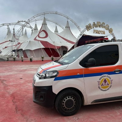 Defesa Civil recolhe doações no Circo Mirage. Foto: Tenente Sabrina Ribas