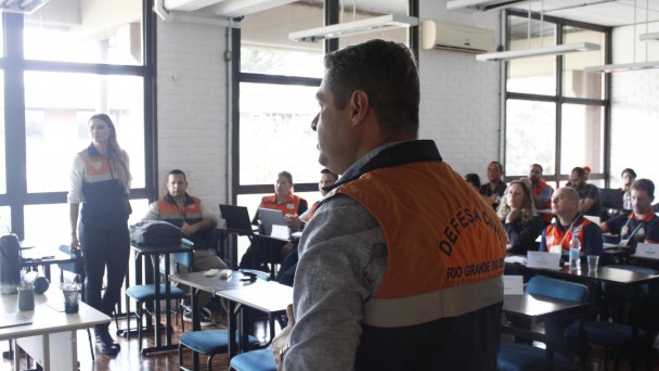 Defesa Civil realiza 2&ordf; edi&ccedil;&atilde;o da Capacita&ccedil;&atilde;o em Elabora&ccedil;&atilde;o de Planos Municipais de Conting&ecirc;ncia em Caxias do Sul